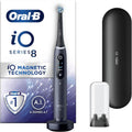Oral-B iO8 elektrische tandenborstels voor volwassenen, kerstcadeaus voor vrouwen/hem, app-aangesloten handvat, 1 tandenborstelkop en reiskoffer, 6 modi met tanden bleken, 2-pins UK-stekker, zwart(Zwart/Handvat)